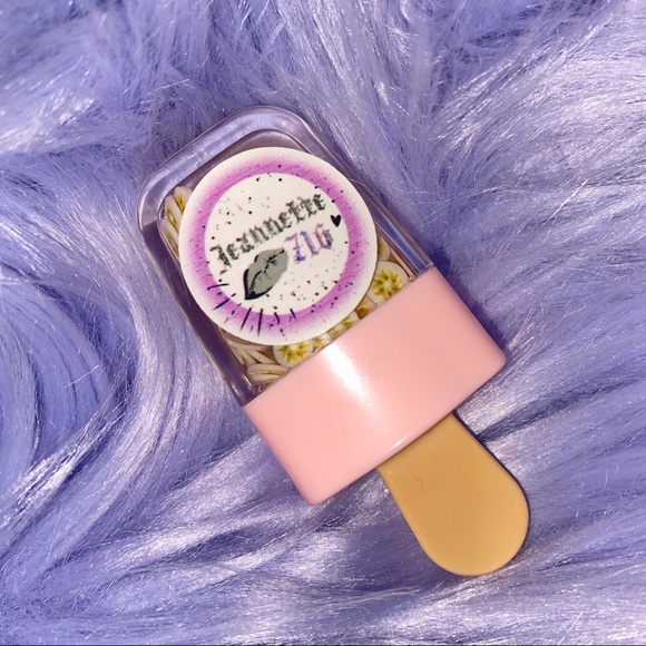 Banana Popsicle Lipgloss - Picture 3 of 4